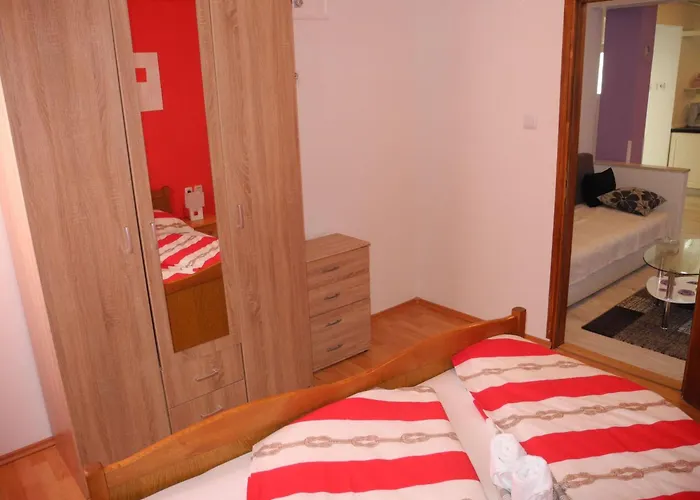 Fuer 3 Personen Mit Terrasse By Interhome Apartment Crikvenica