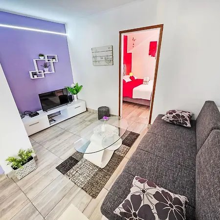 Fuer 3 Personen Mit Terrasse By Interhome *