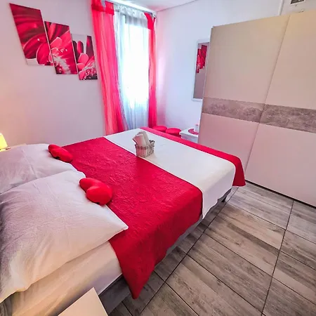 Fuer 3 Personen Mit Terrasse By Interhome